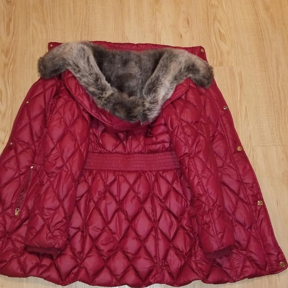 Cloth - Picture 3 of 4